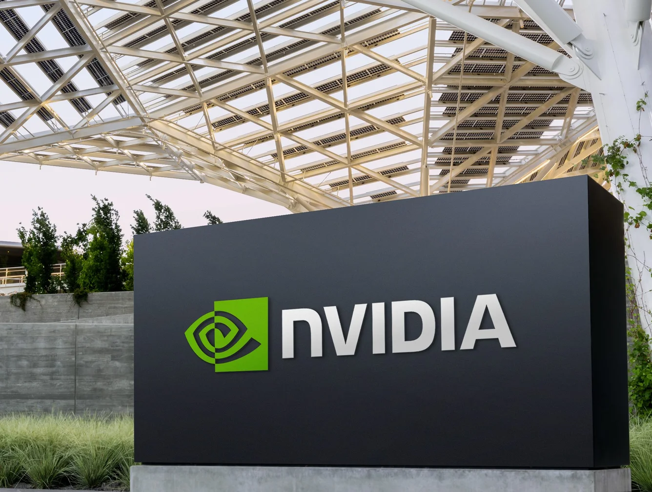 Tiongkok resmi izinkan impor chip AI Nvidia H200, tanda pergeseran strategis