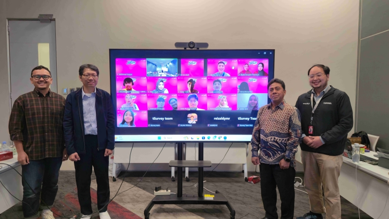 Telkomsellahirkan inovator data di kompetisi riset nasional