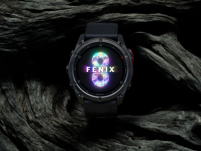 fēnix 8 MicroLED jadi smartwatch multisport pertama yang pakai MicroLED