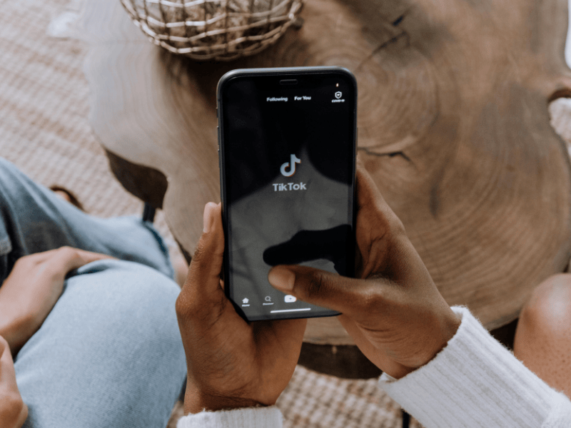 Gen Z lebih sering cari info di TikTok daripada Google