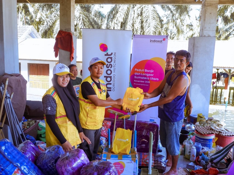 Indosat berikan bantuan ke korban banjir Sumatera, pulihkan jaringan komunikasi