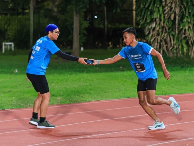 Samsung sukses gelar acara lari seru, pakai Galaxy S25 FE untuk baton