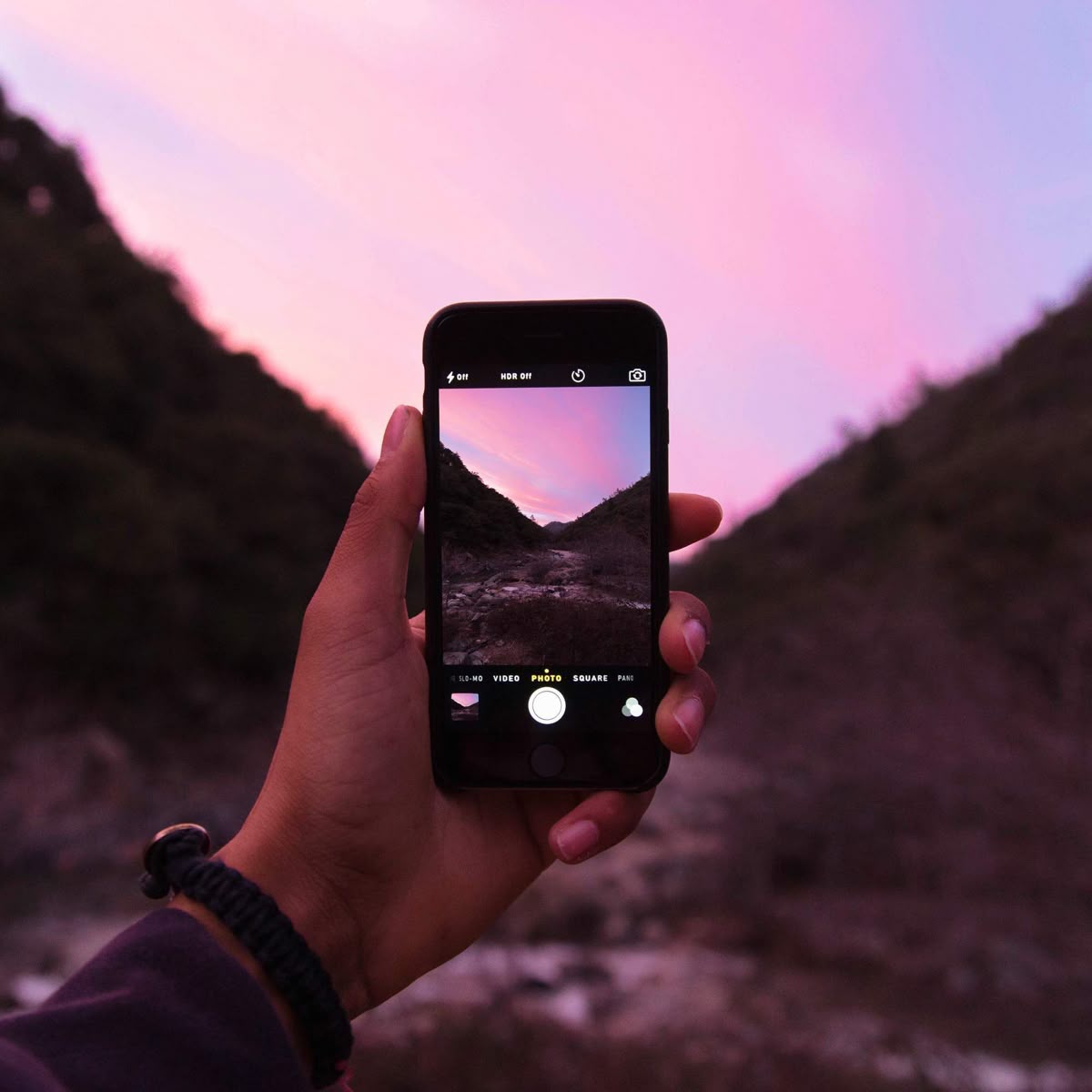 Apple rilis update iOS penting ke iPhone dan iPad jadul