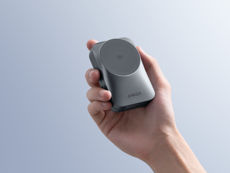 Anker rilis charger layar pintar dan docking station 13-in-1