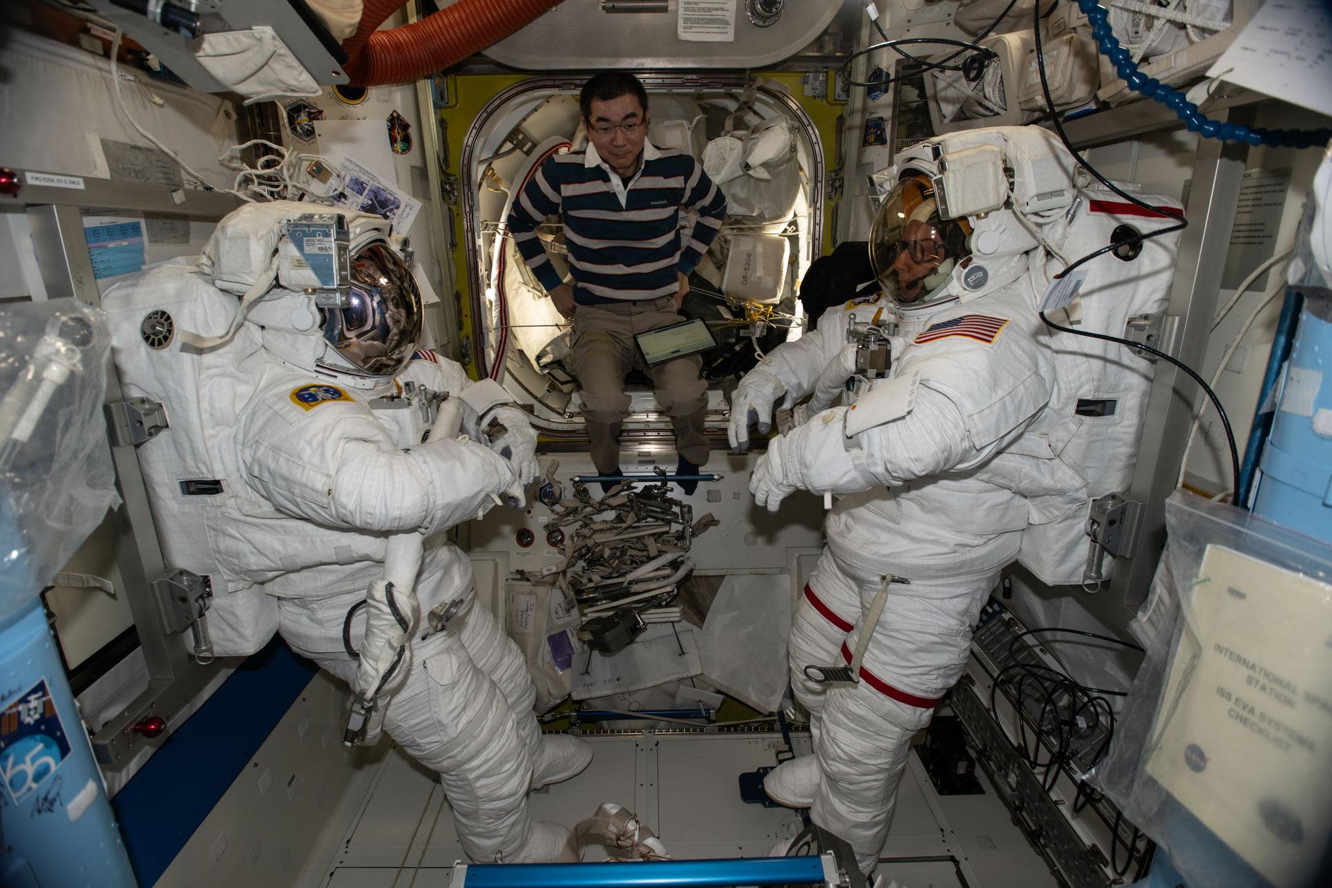NASA tunda misi luar angkasa karena masalah kesehatan awak