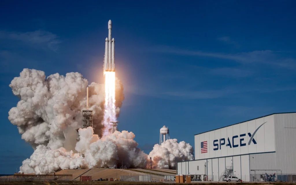 SpaceX ajukan 1 juta satelit untuk bangun pusat data AI di orbit