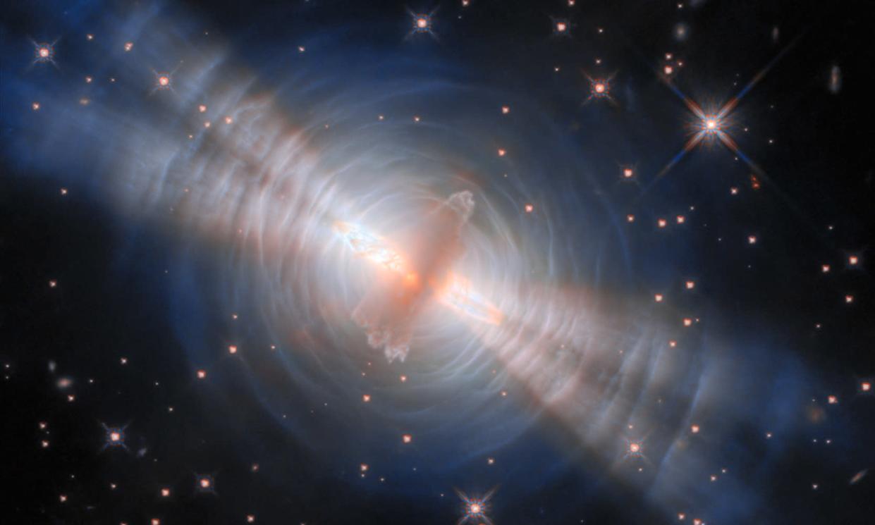 Hubble tangkap detail Nebula Telur paling tajam sejauh ini