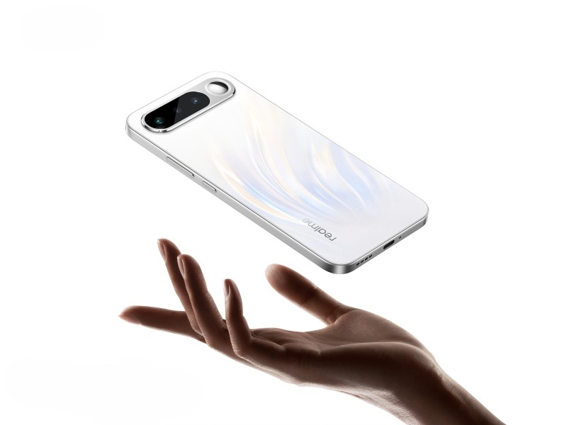 realme 16 5G meluncur 10 Maret, hadir dengan gimmick selfie mirror