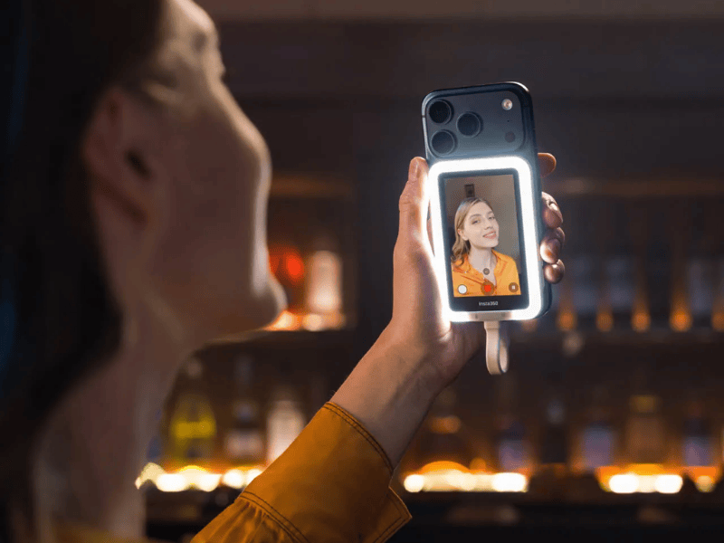 Insta360 Snap bantu selfie pakai kamera belakang Hp