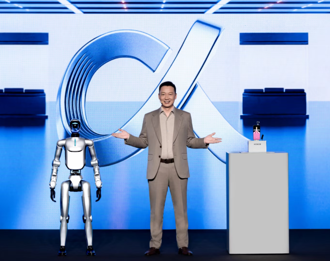 Robot humanoid Honor cetak rekor baru di ajang half-marathon