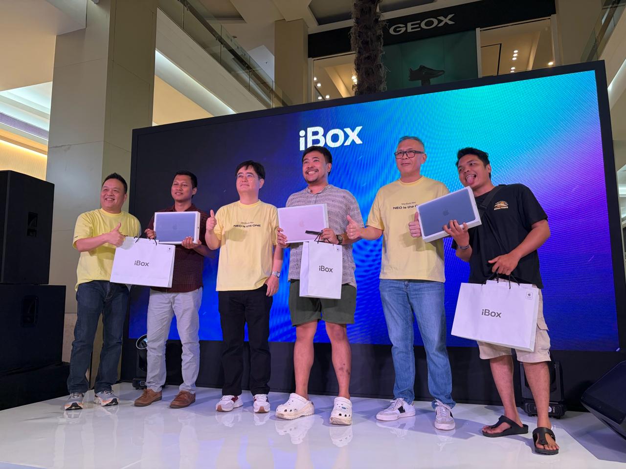 MacBook Neo, laptop termurah Apple resmi di Indonesia