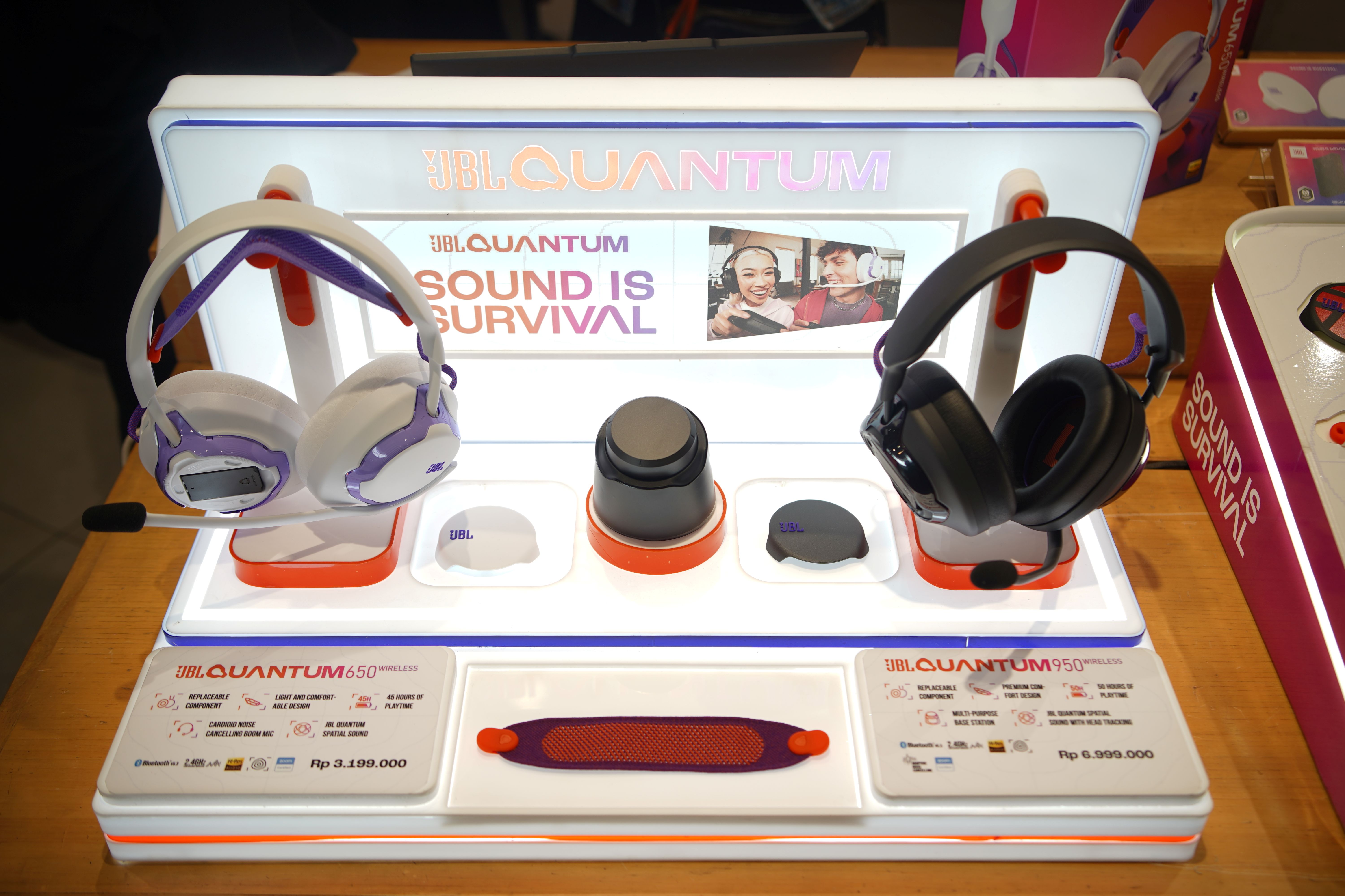 3 headset gaming terbaru JBL rilis, pakai driver karbon 50mm